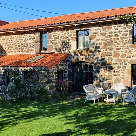 La D'hote Du Petit Mazilloux *
