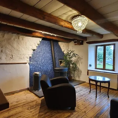 La D'hote Du Petit Mazilloux